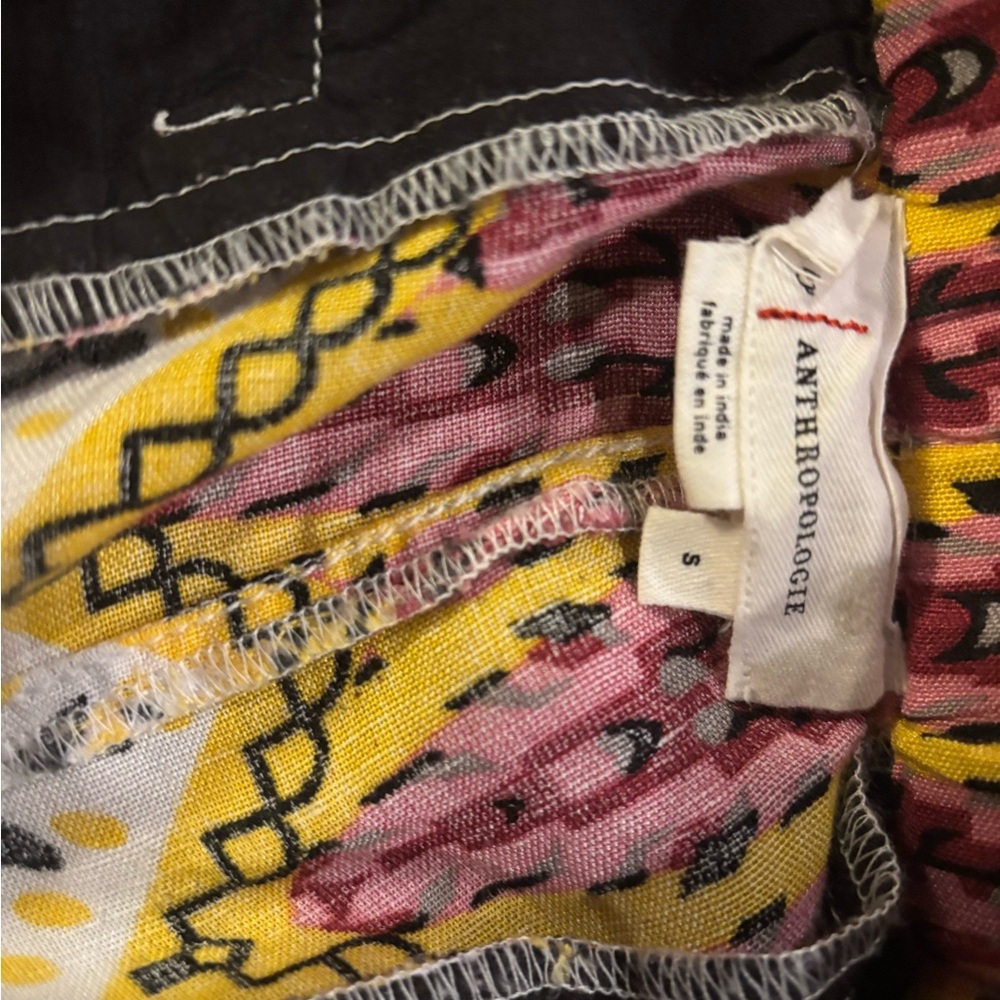 Anthropologie batik print linen shorts - Picture 3 of 4